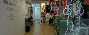 aprender boxeo barcelona gimnasio clases de boxeo gimnasio barcelona xavi moya campeon del mundo esport rogent team moya aprender artes marciales