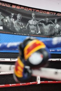 cartel xavi moya campeon boxeo kickboxing esport rogent